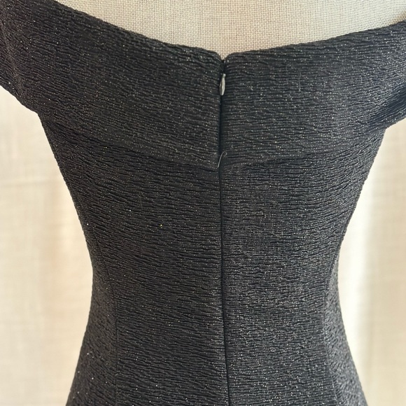 Eliza J Off Shoulder Gown - Picture 8 of 10